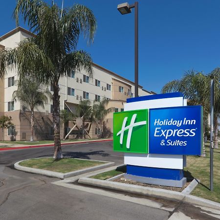 Holiday Inn Express & Suites Bakersfield Central By Ihg Eksteriør bilde
