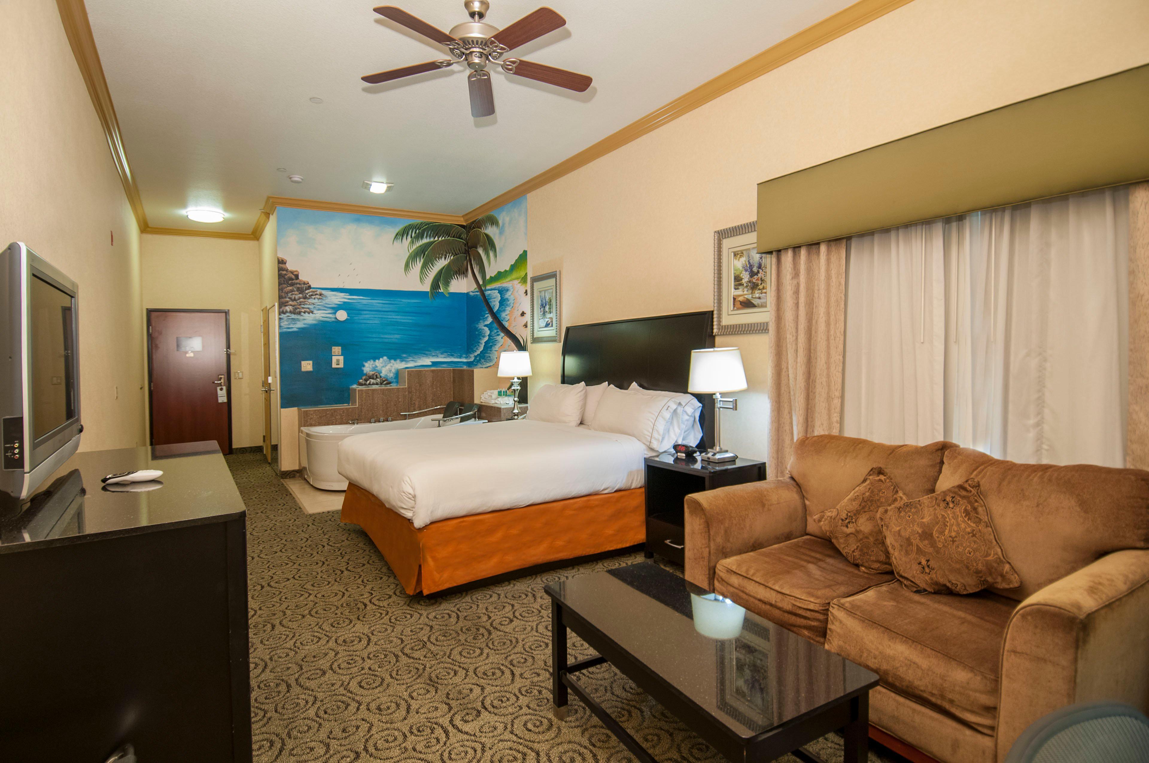 Holiday Inn Express & Suites Bakersfield Central By Ihg Eksteriør bilde