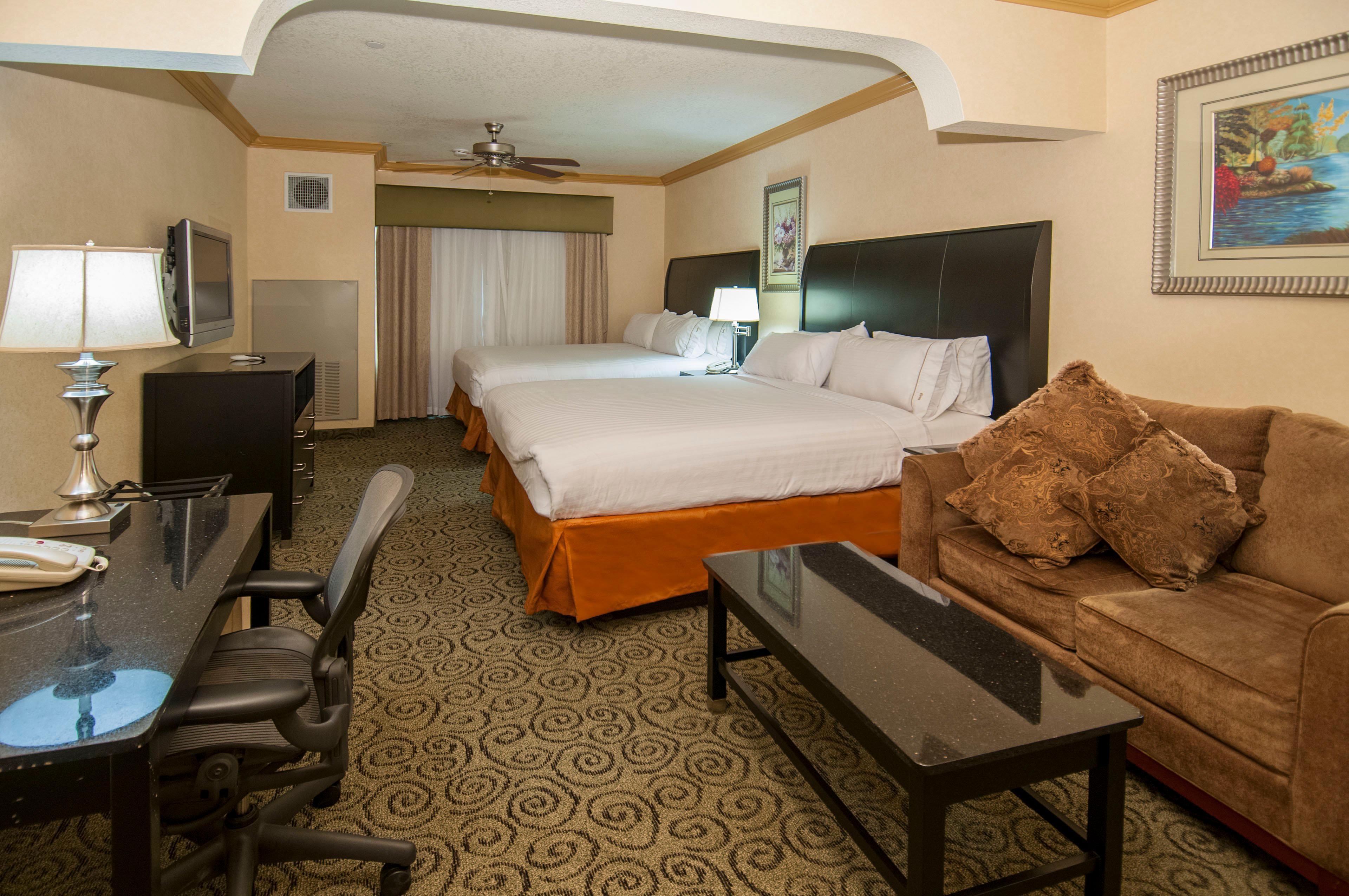 Holiday Inn Express & Suites Bakersfield Central By Ihg Eksteriør bilde