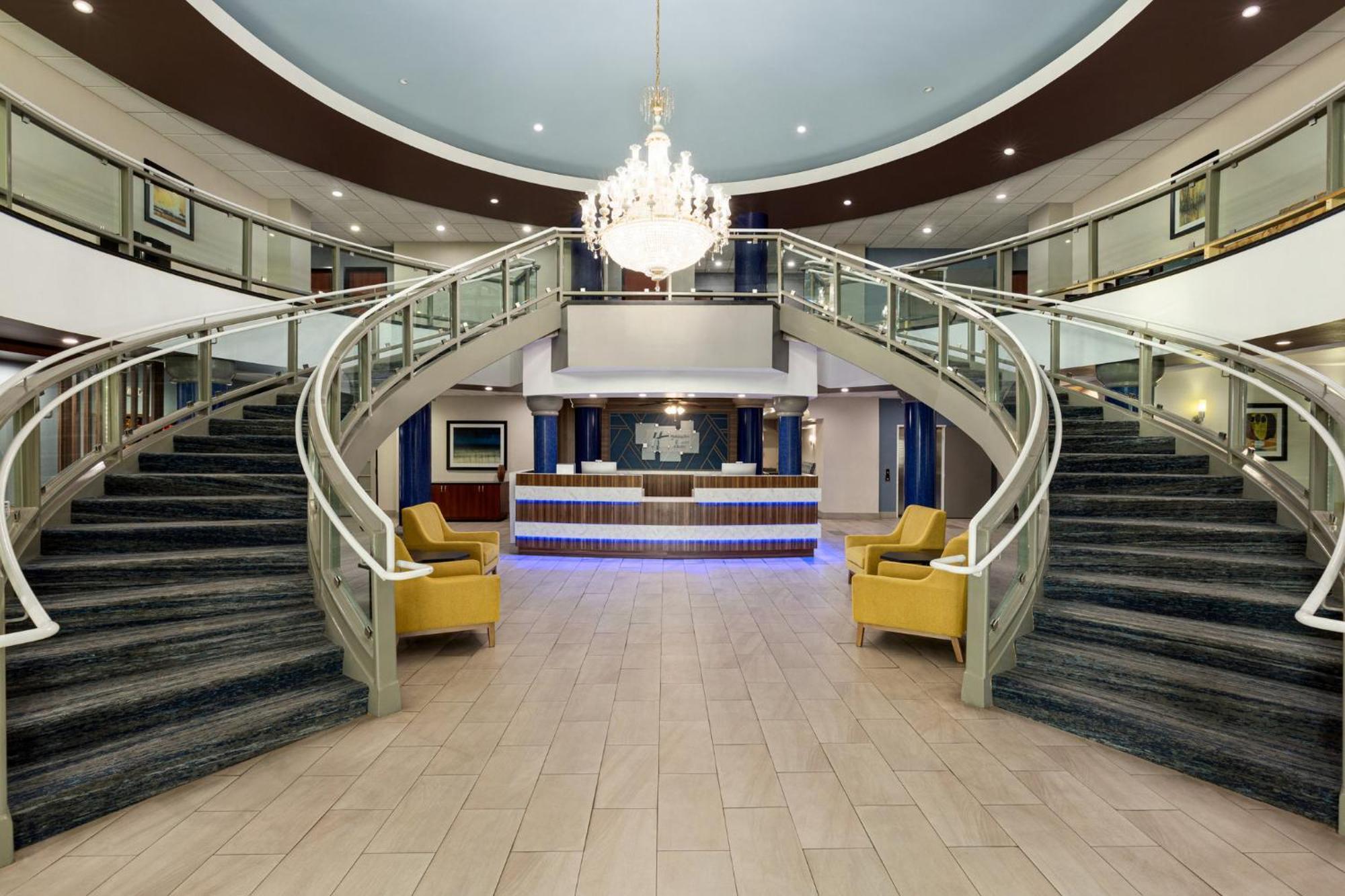 Holiday Inn Express & Suites Bakersfield Central By Ihg Eksteriør bilde